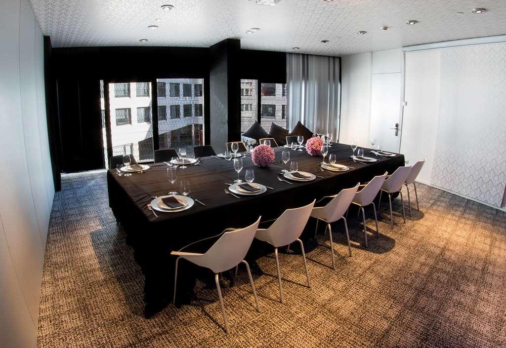 Barcelo Raval Hotel 4*
